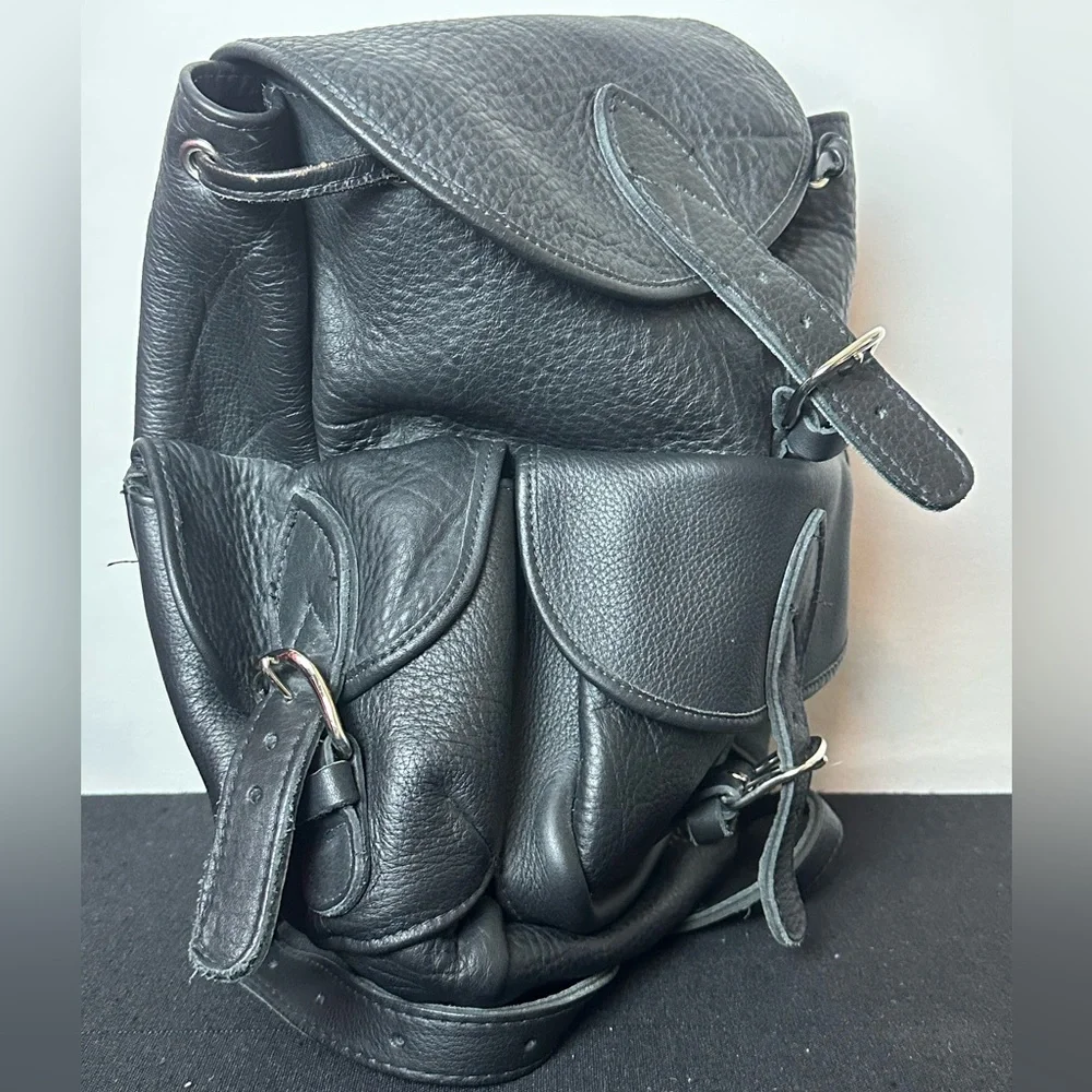 ❗️Mid Size Heavy Duty Black Leather Biker Buckle Backpack - Picture 4 of 16